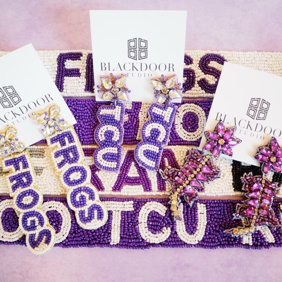 Beaded TCU Texas Christian University Frogs cowboy boots Earrings Texas Game Day - Picture 2 of 4